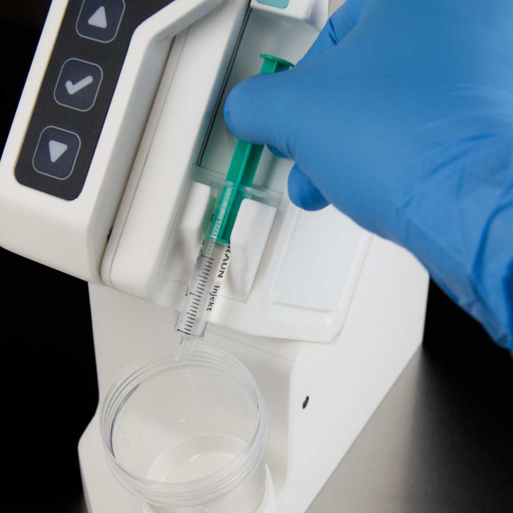 Step 3: Mount the syringe